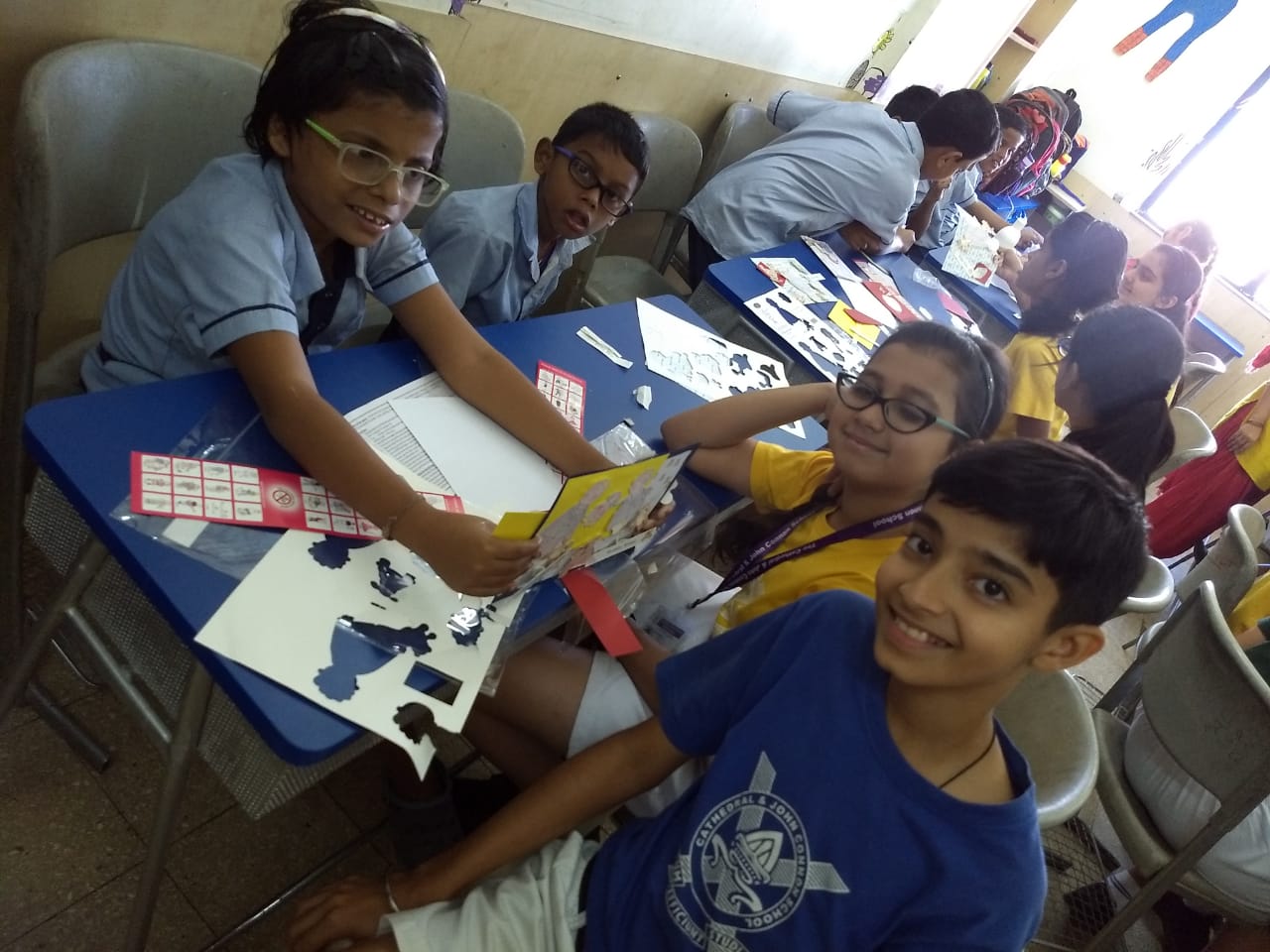 Std. 7 students interact with students of Jai Vakeel School